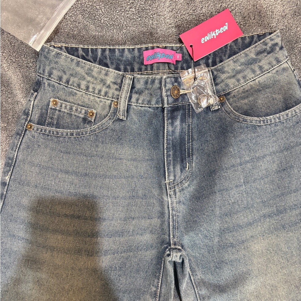 Vyxen Vintage Washed Low Rise Jeans